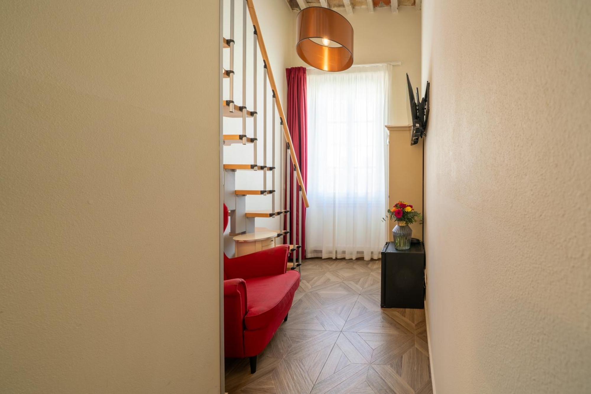 Guest house Residenza Conte Di Cavour & Rooftop 2*