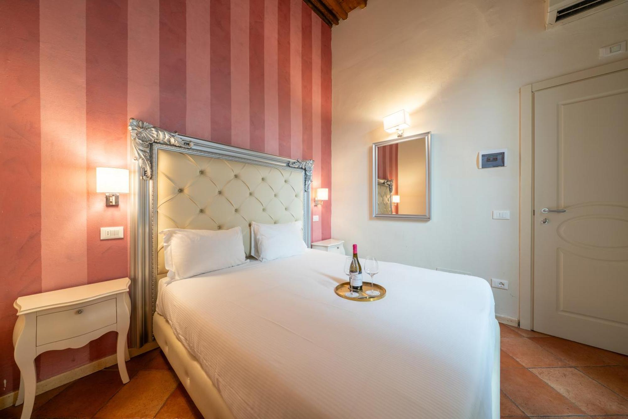 Residenza Conte Di Cavour&rooftop Affittacamere 2*