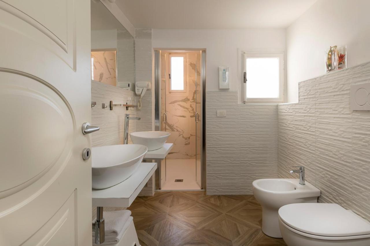 Residenza Conte Di Cavour&rooftop Affittacamere 2*